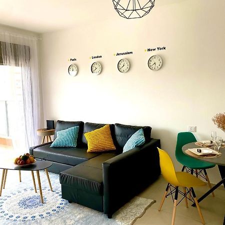 • Spacious Apartment In Trendy Akko/Acre • Екстер'єр фото