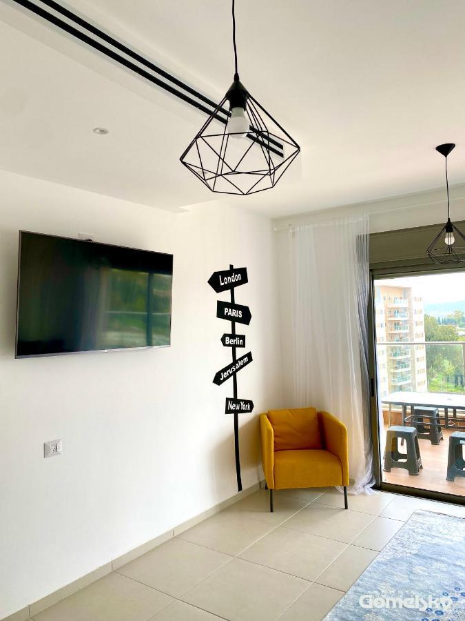 • Spacious Apartment In Trendy Akko/Acre • Екстер'єр фото